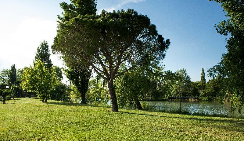 Club Village Camarguais 3* Arles